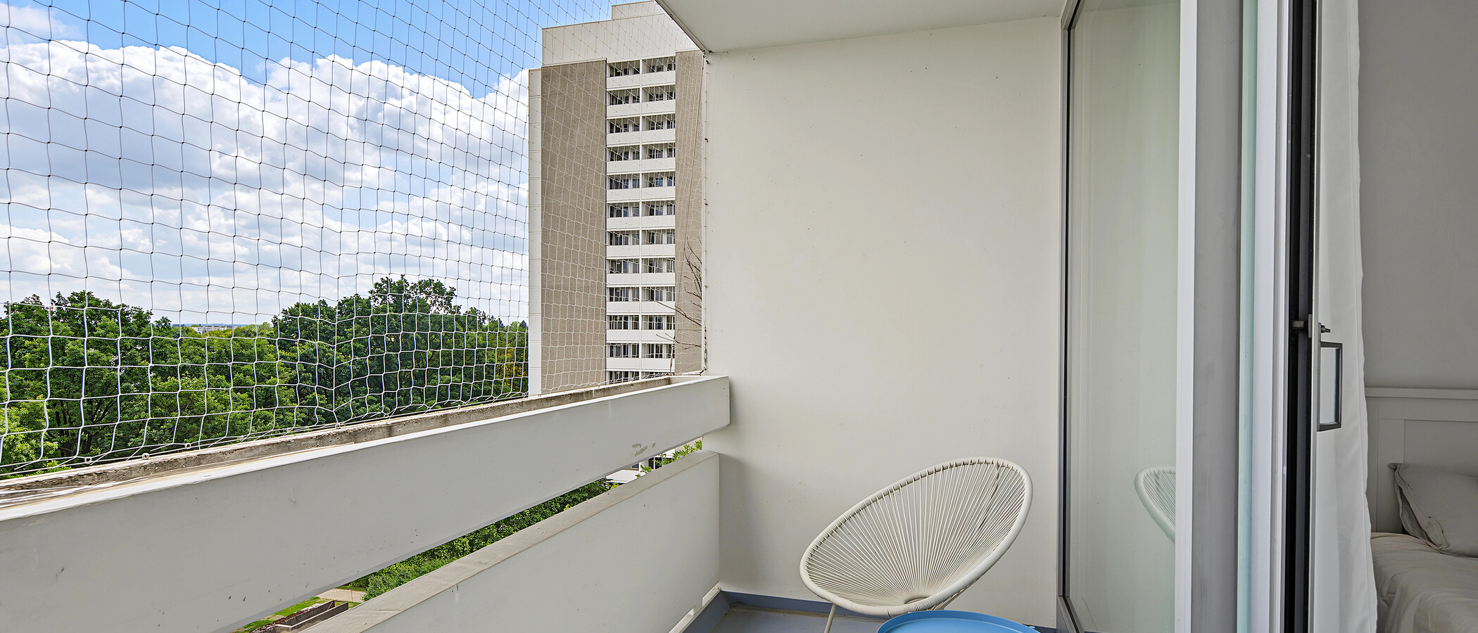 Flad München Arabellapark 01 1. balkon 14958