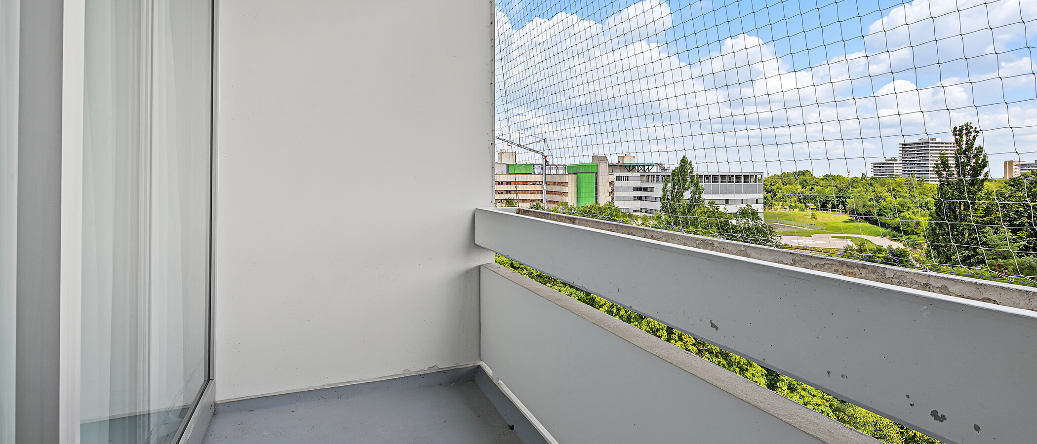 Flad München Arabellapark 01 2. balkon 14958