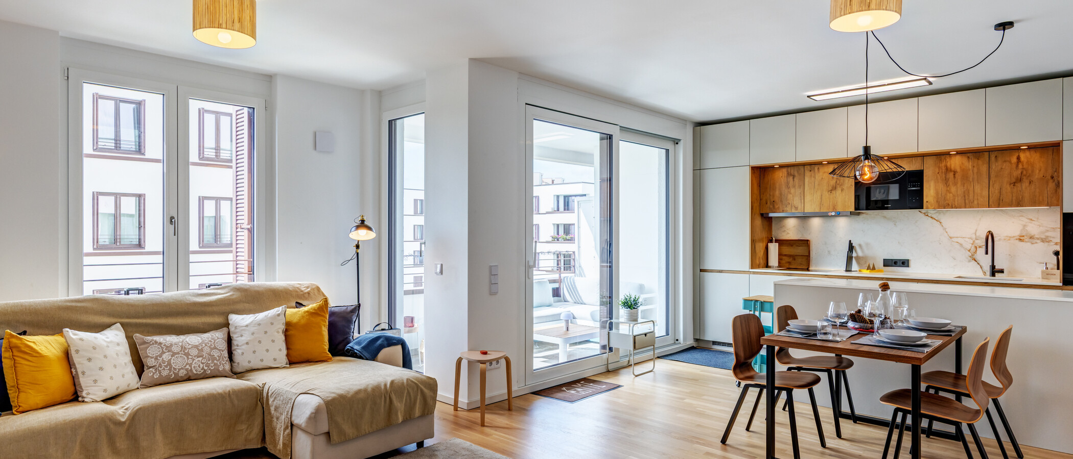 Ploché München Neuperlach 01 Obývací prostor 14991