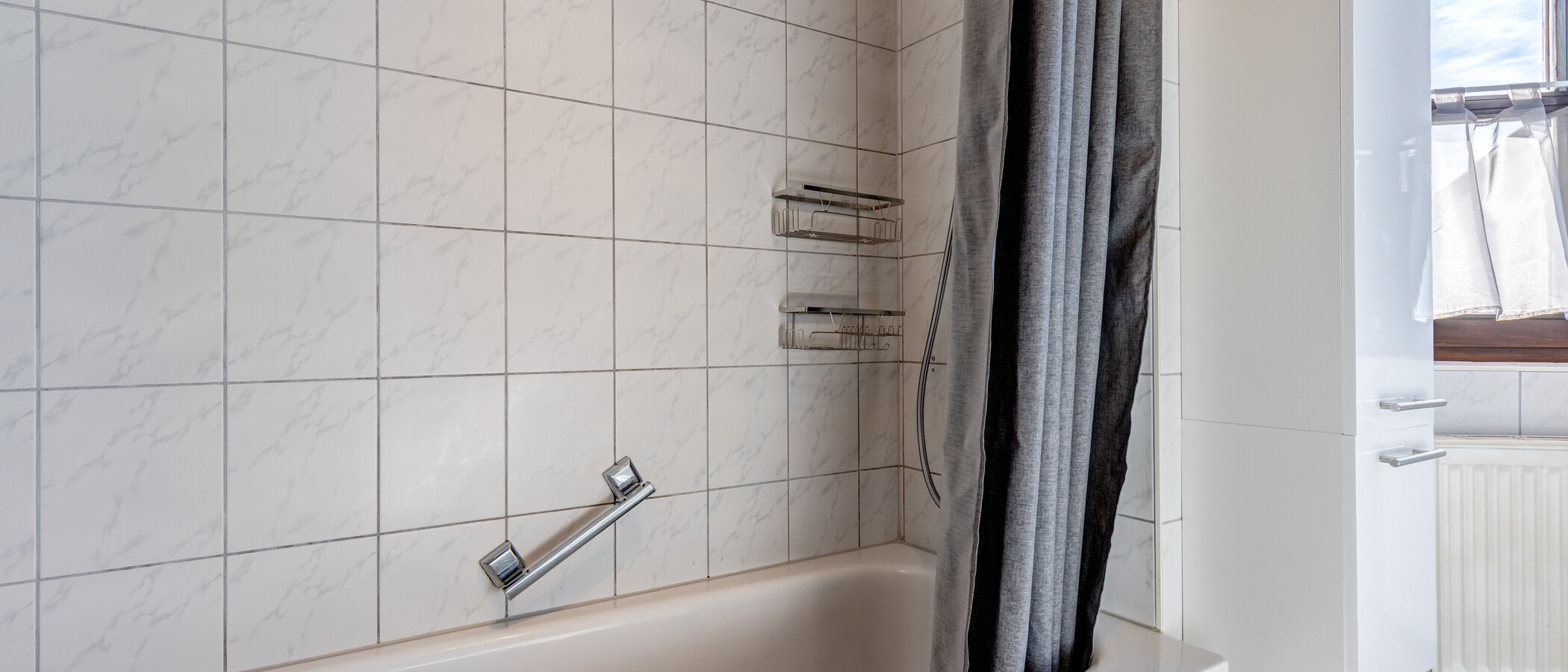 Podkrovní byt Eching 03 Koupelna 15004