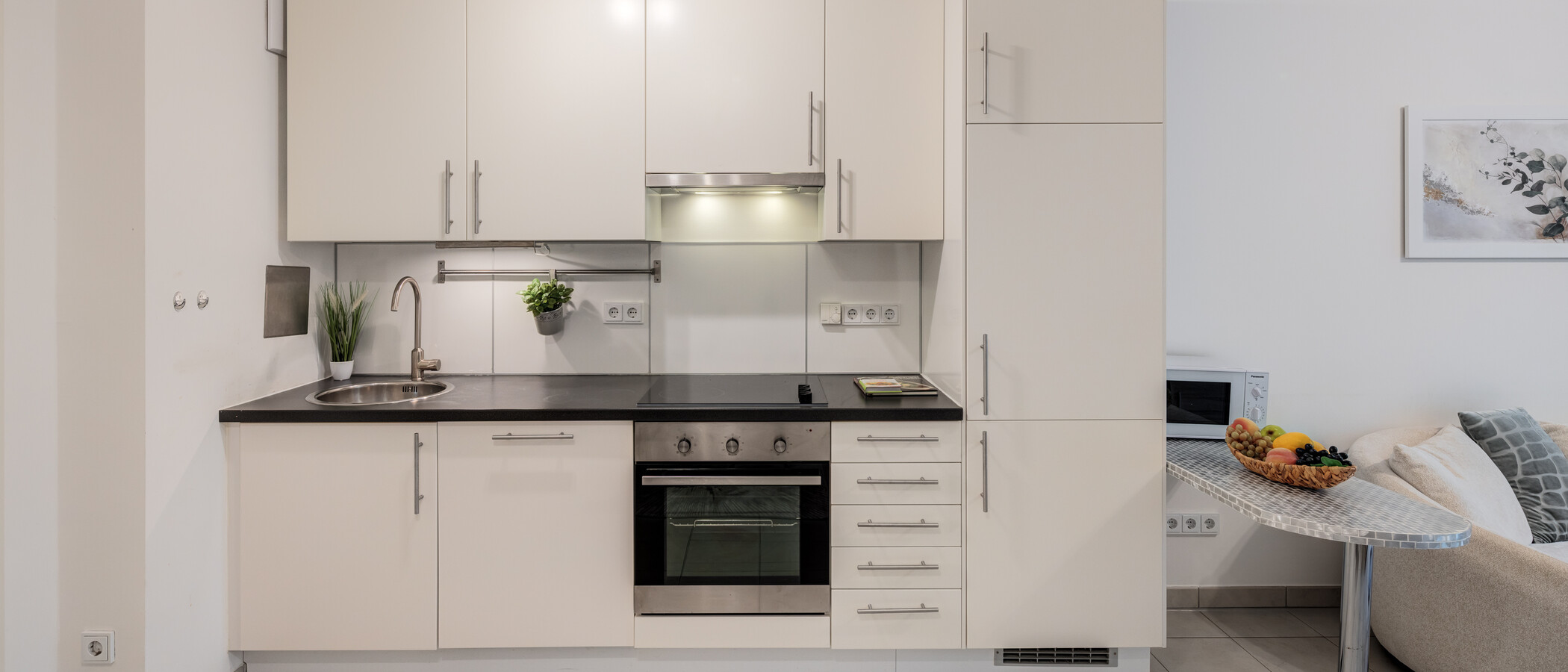 Flad München Neuhausen 01 Køkken 15009