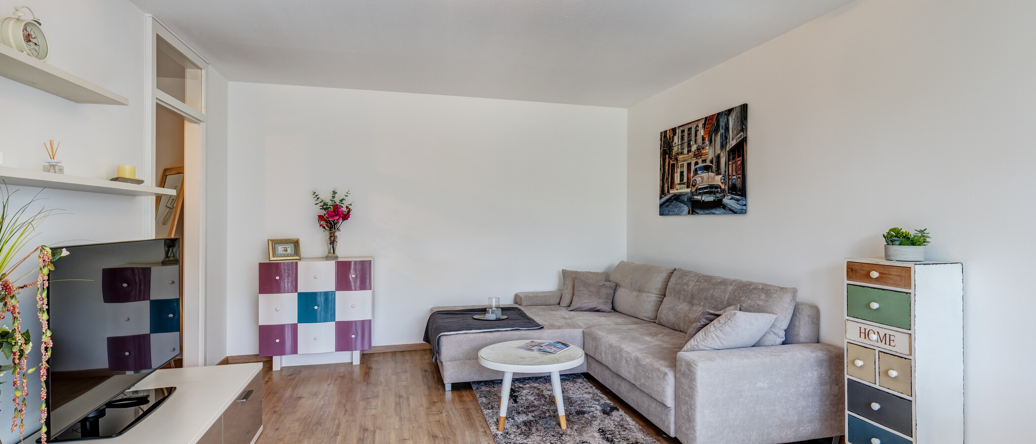 Ploché München Neuperlach 04 Obývací prostor 15020