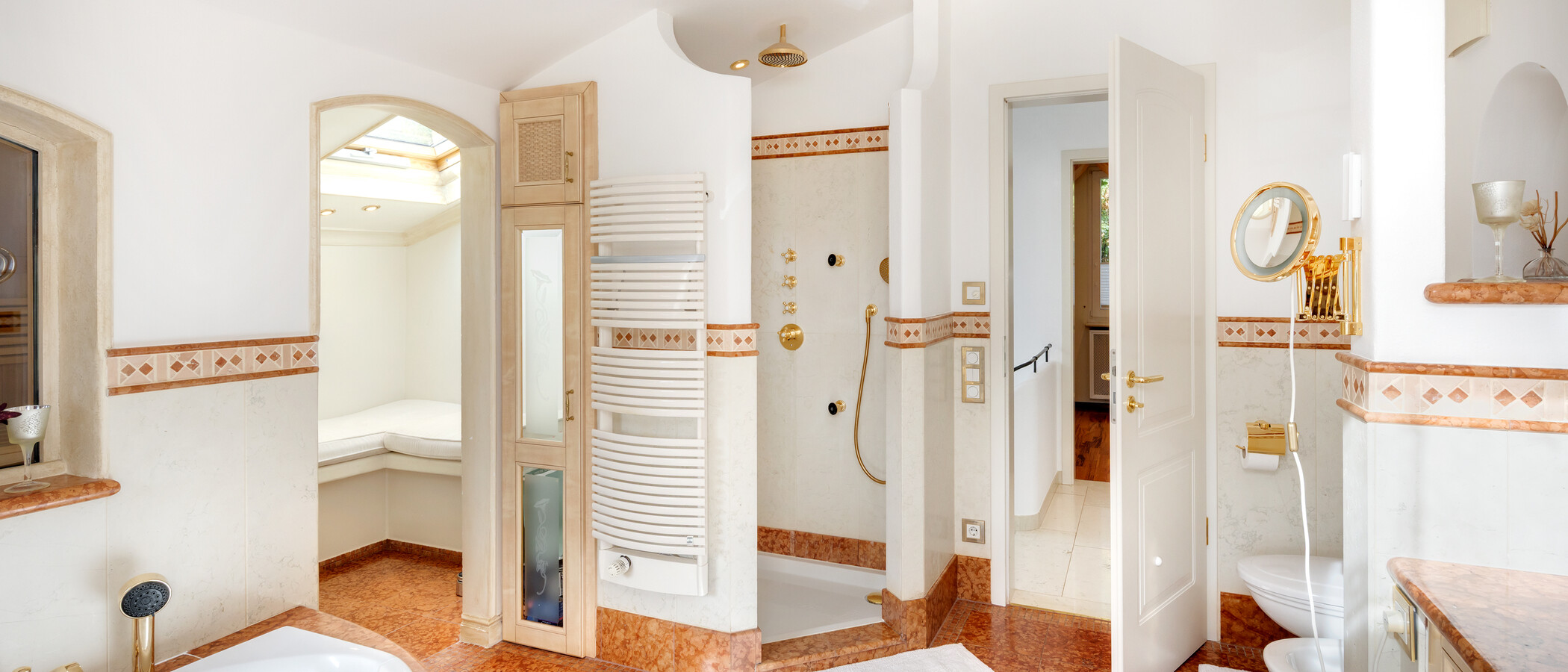 Vila Grünwald 03 1. koupelna 15022