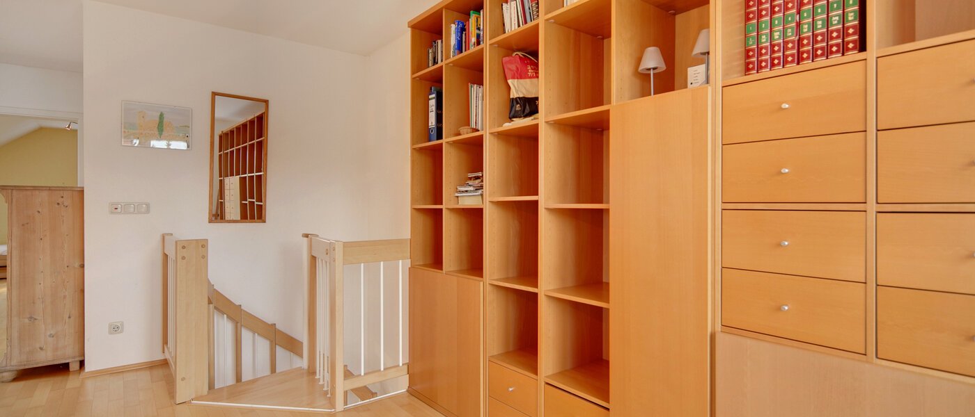 Mezonetno stanovanje München Waldtrudering 05 Koridor/hodnik 1557