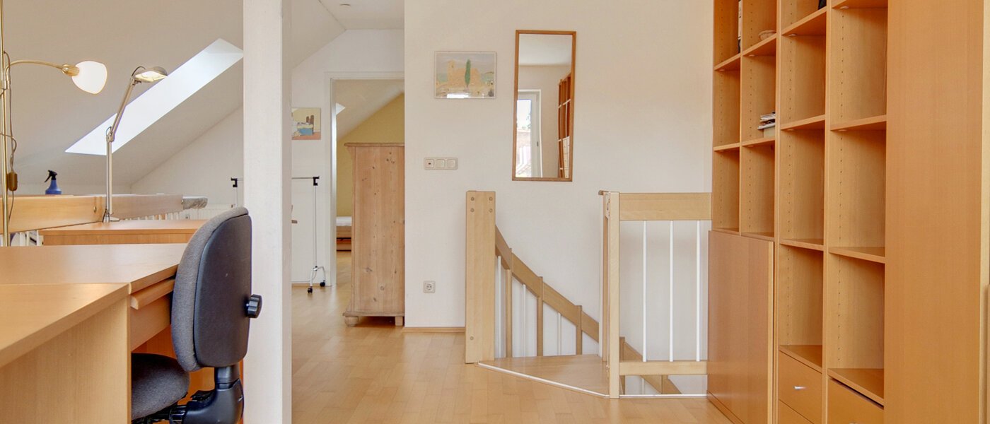 Mezonetno stanovanje München Waldtrudering 03 Delovno območje 1557