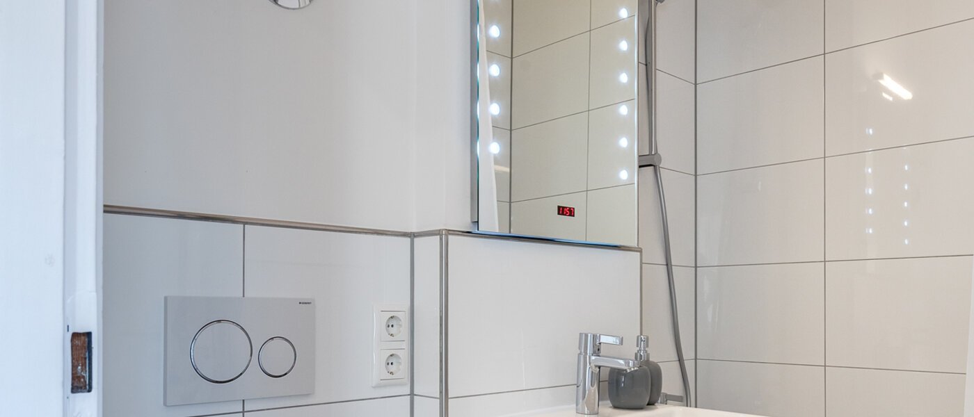 Platt München Schwabing-Georgenschwaige 01 Badrum 1561