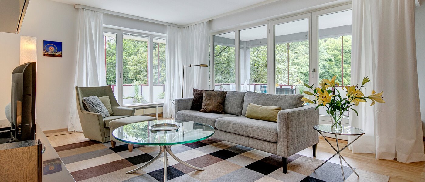 Płaski München Altbogenhausen 01 Życie 1627