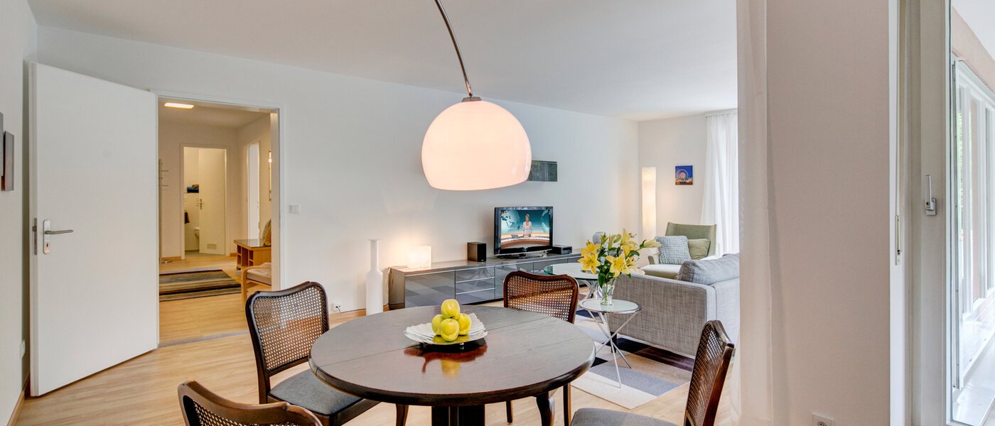 Płaski München Altbogenhausen 05 Życie 1627