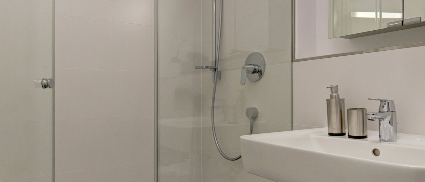 Płaski München Altbogenhausen 01 2. łazienka 1627