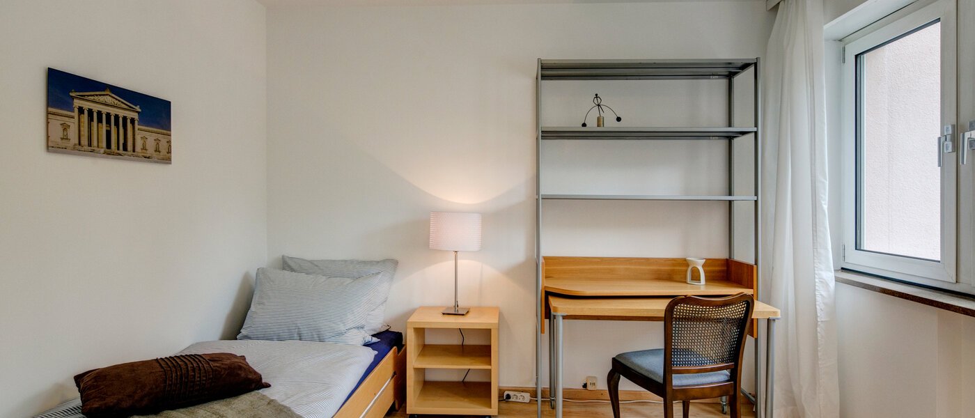 Płaski München Altbogenhausen 01 2. sen 1627