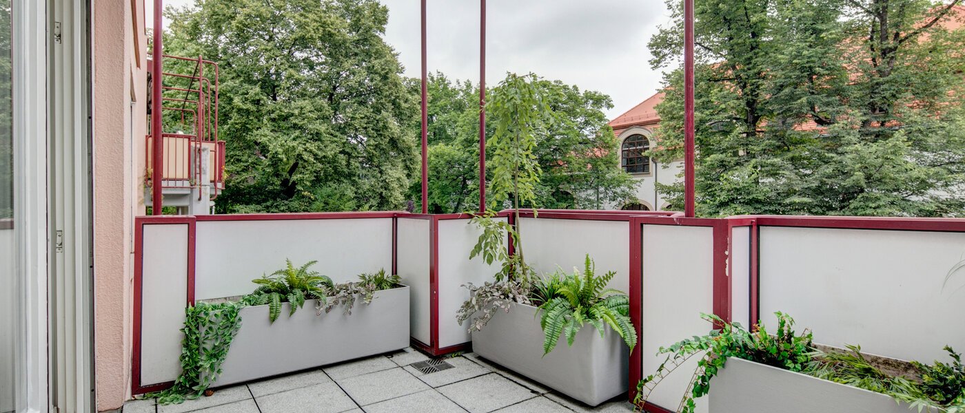 Płaski München Altbogenhausen 01 2. balkon 1627