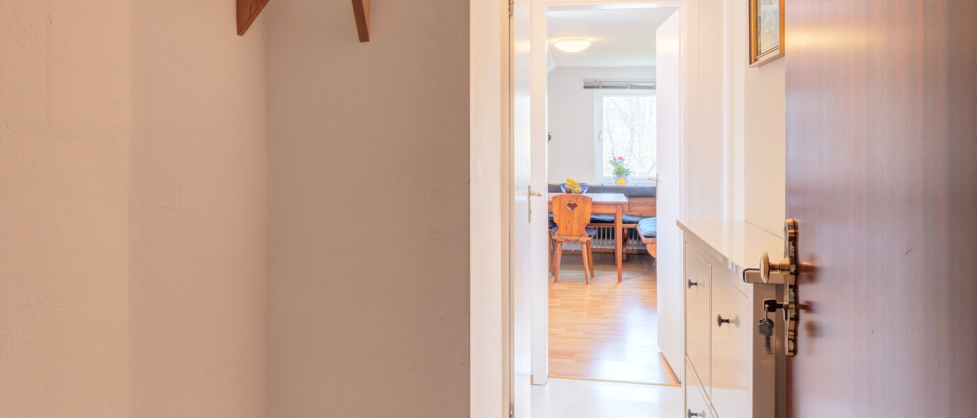 Ploché München Pasing 02 Chodba/chodba 1876