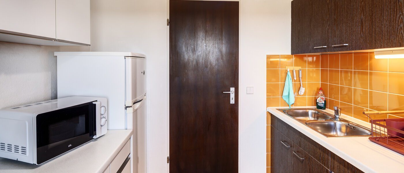 Düz München Haidhausen 03 Mutfak 2047