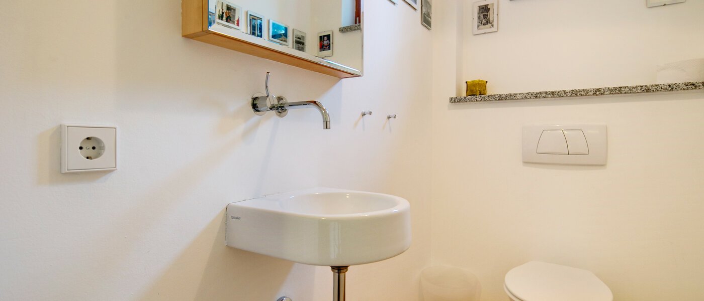 Lapos München Großhadern 01 szep. WC 2051