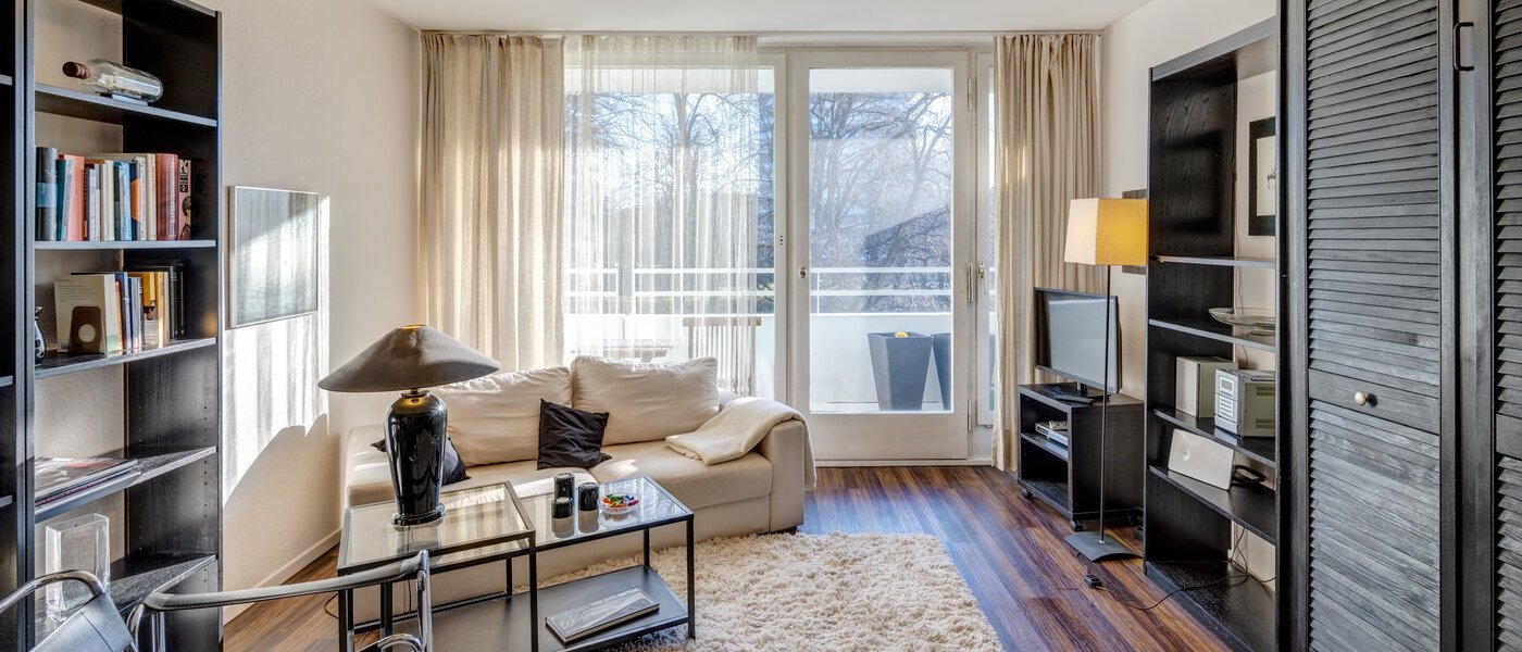 플랫 München Cosimapark 02 거실 공간 2145