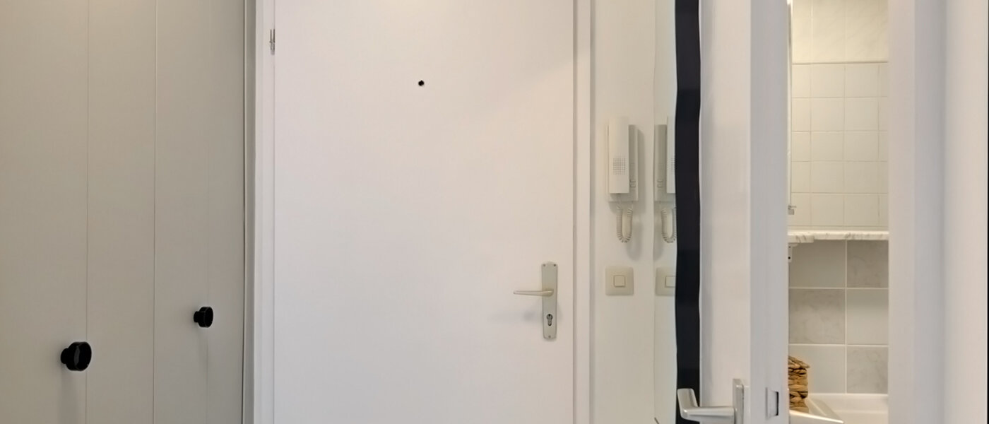 Плосък München Schwabing-West (rund um den Hohenzollernplatz) 01 Коридор/ коридор 2152