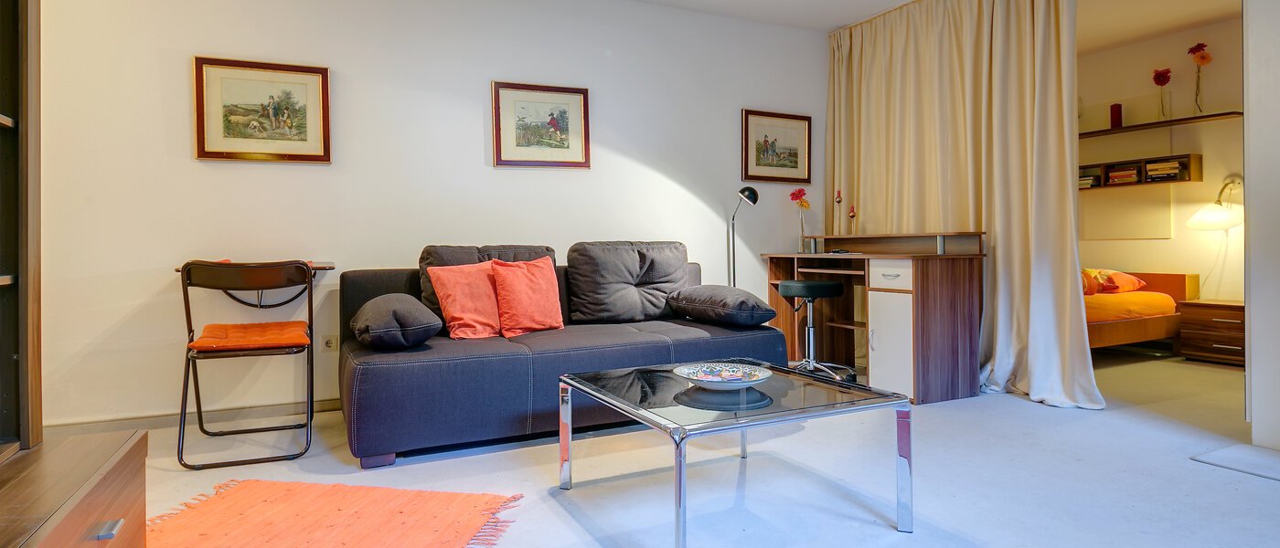 Suterénny byt Pullach im Isartal 01 Living 2191