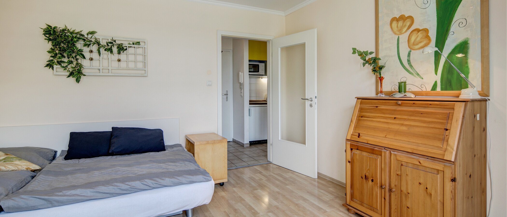 Επίπεδη München Schwabing (links der Leopoldstraße) 03 Ζώντας 2236