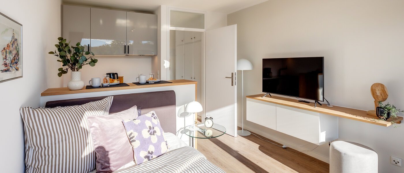 Lapos München Schwabing-Nord (zw. Leopoldstraße & Englischen Garten) 02 Nappali 2242