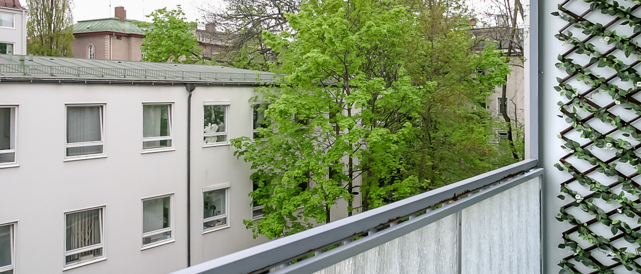 Ploché München Schwabing (links der Leopoldstraße) 03 Balkon 2333