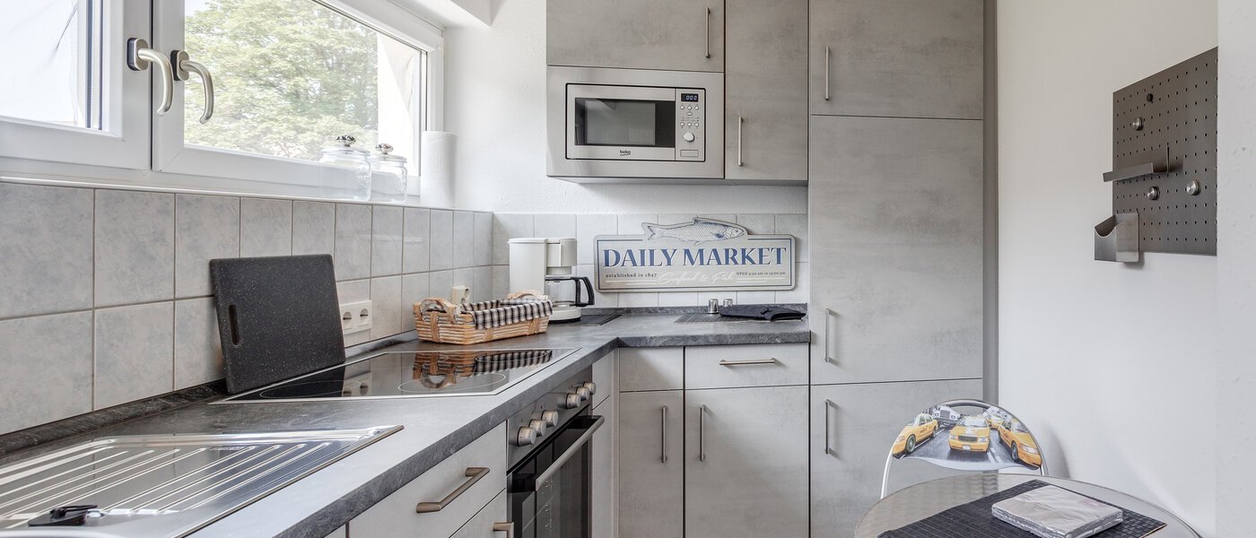 Ploché München Lerchenau 01 Kuchyně 2355