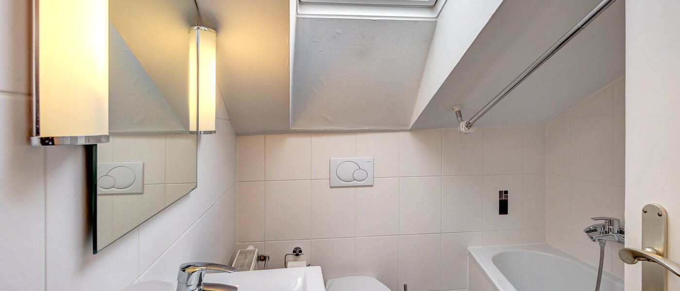 Plat München Sendling-Westpark 01 Badkamer 2380