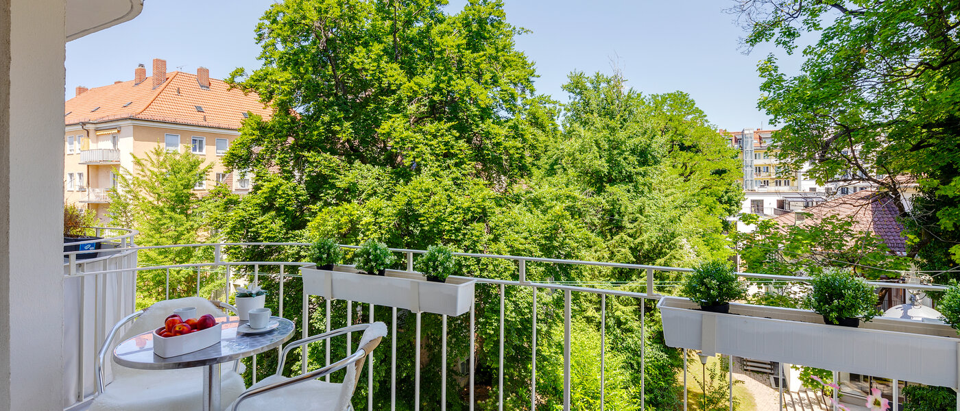 Ploché München Schwabing (links der Leopoldstraße) 03 Balkón 2407