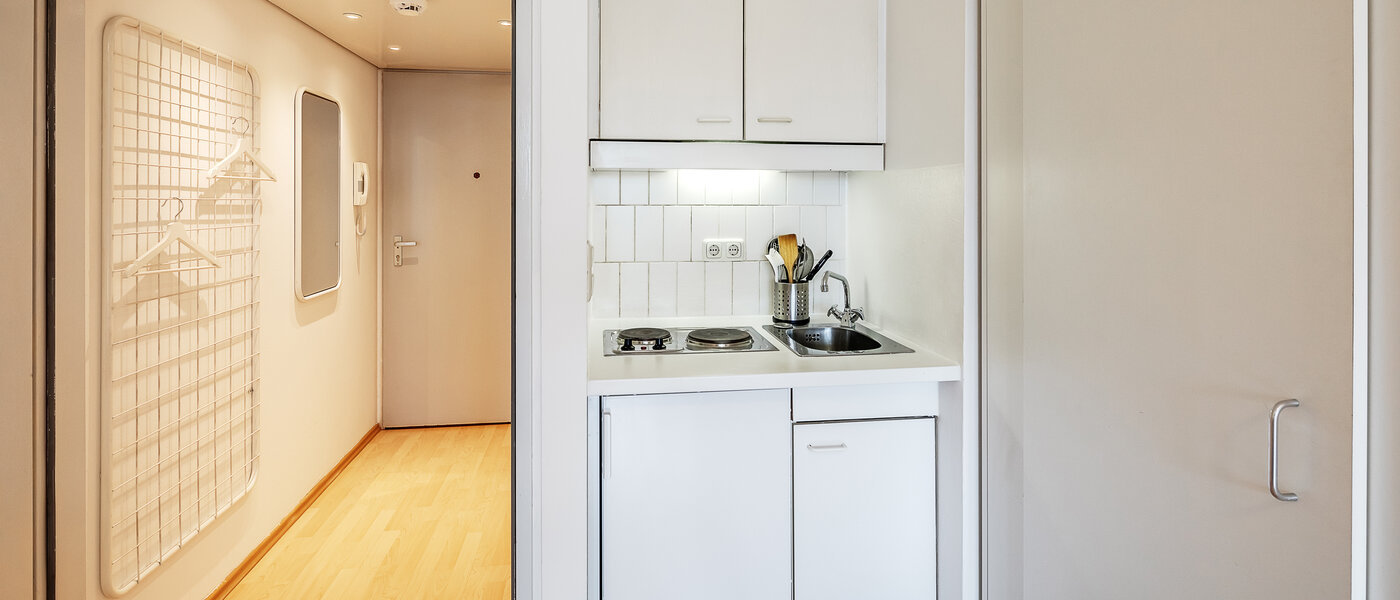 Ploché München Isarvorstadt 01 Kuchyně 2543