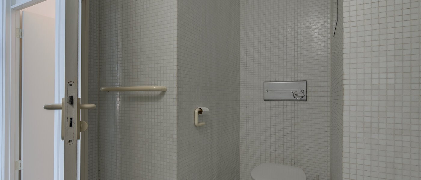 플랫 München Milbertshofen 04 욕실 2558