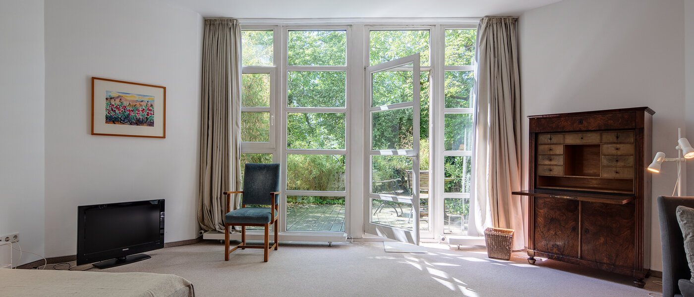 플랫 München Milbertshofen 01 거실 공간 2558