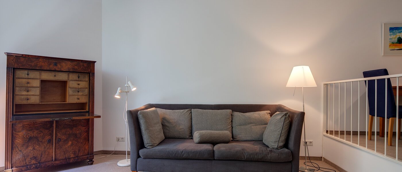 플랫 München Milbertshofen 04 거실 공간 2558