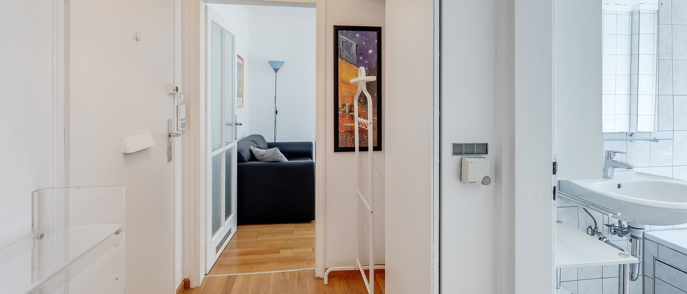 Ploché München Schwabing-West (rund um den Hohenzollernplatz) 01 Chodba/chodba 2568