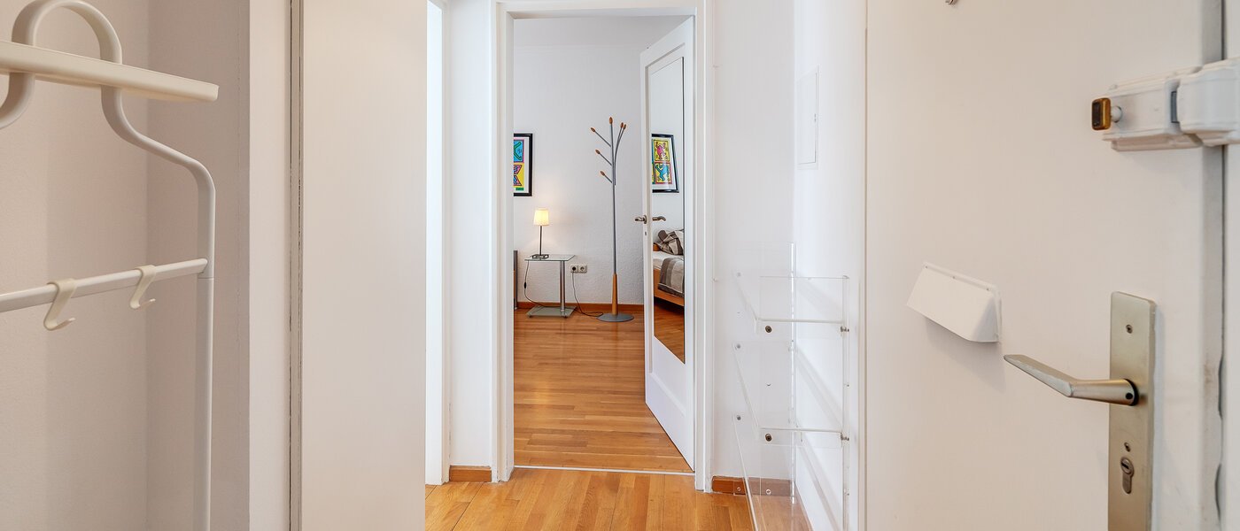 Ploché München Schwabing-West (rund um den Hohenzollernplatz) 02 Chodba/chodba 2568