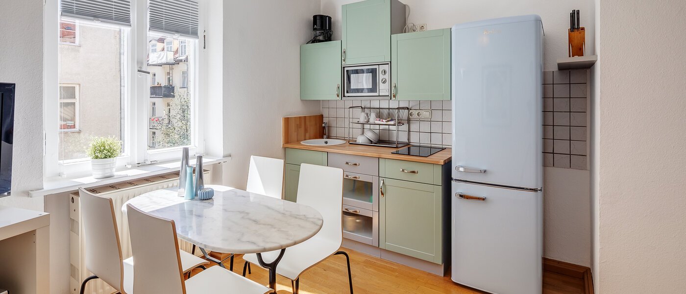 Ploché München Schwabing-West (rund um den Hohenzollernplatz) 03 Obývací prostor 2568