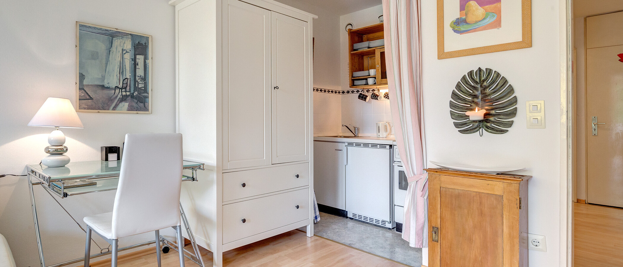 Flat München Schwabing (links der Leopoldstraße) 03 Kjøkken 2684