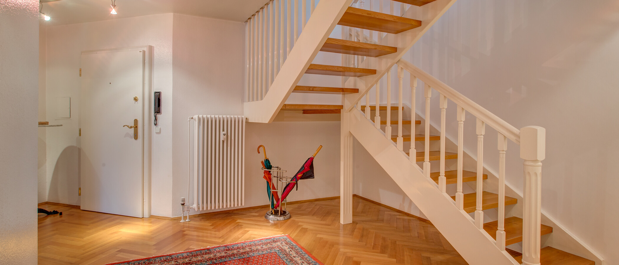 Střešní terasa bytu München Schwabing (rechts der Leopoldstraße) 03 Chodba/chodba 2693