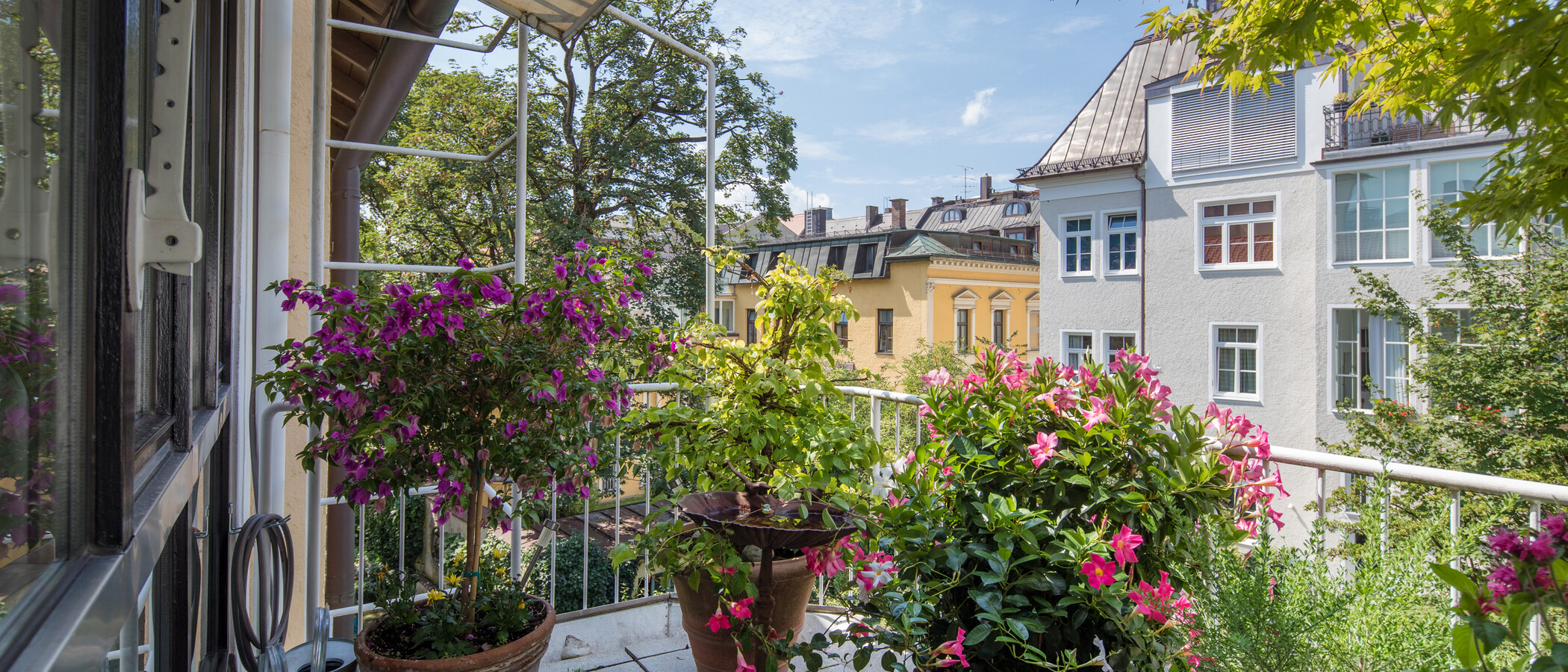 Střešní terasa bytu München Schwabing (rechts der Leopoldstraße) 01 Balkon 2693