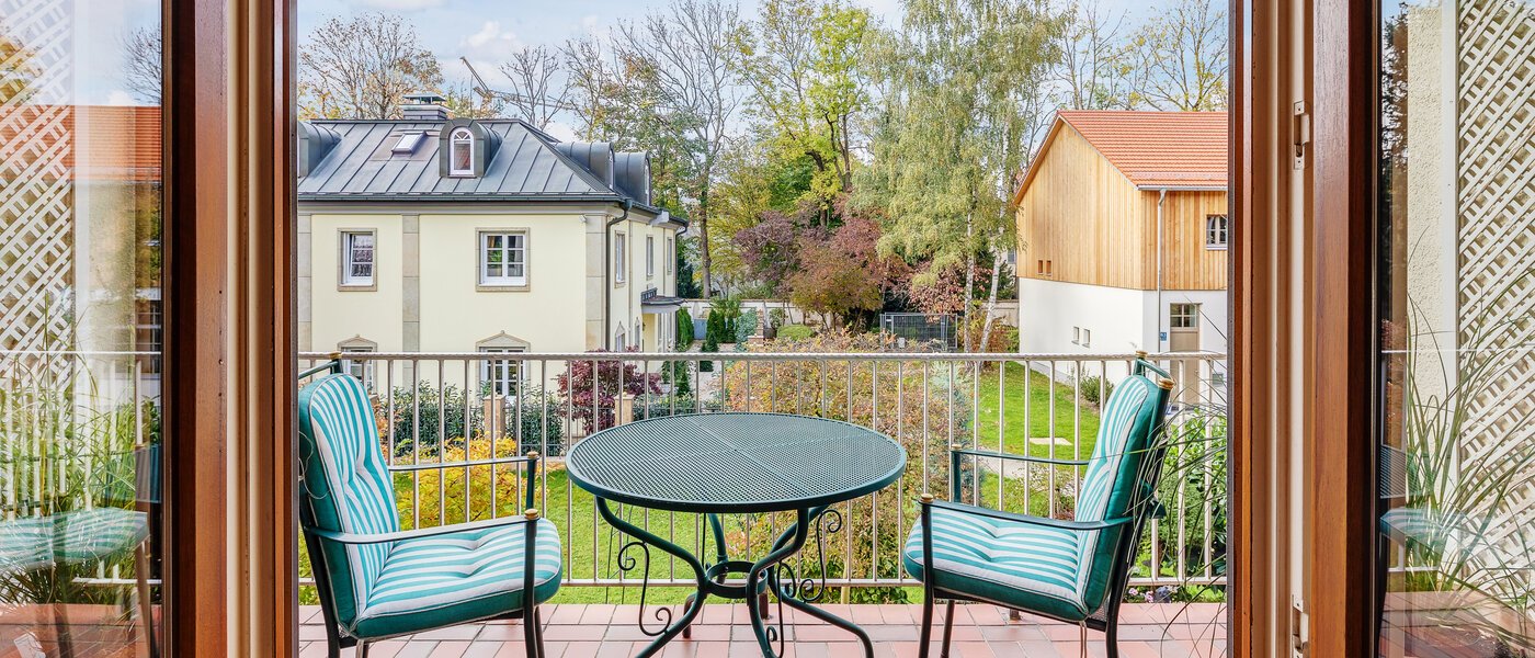 Lapos München Schwabing (rechts der Leopoldstraße) 03 Erkély 2699