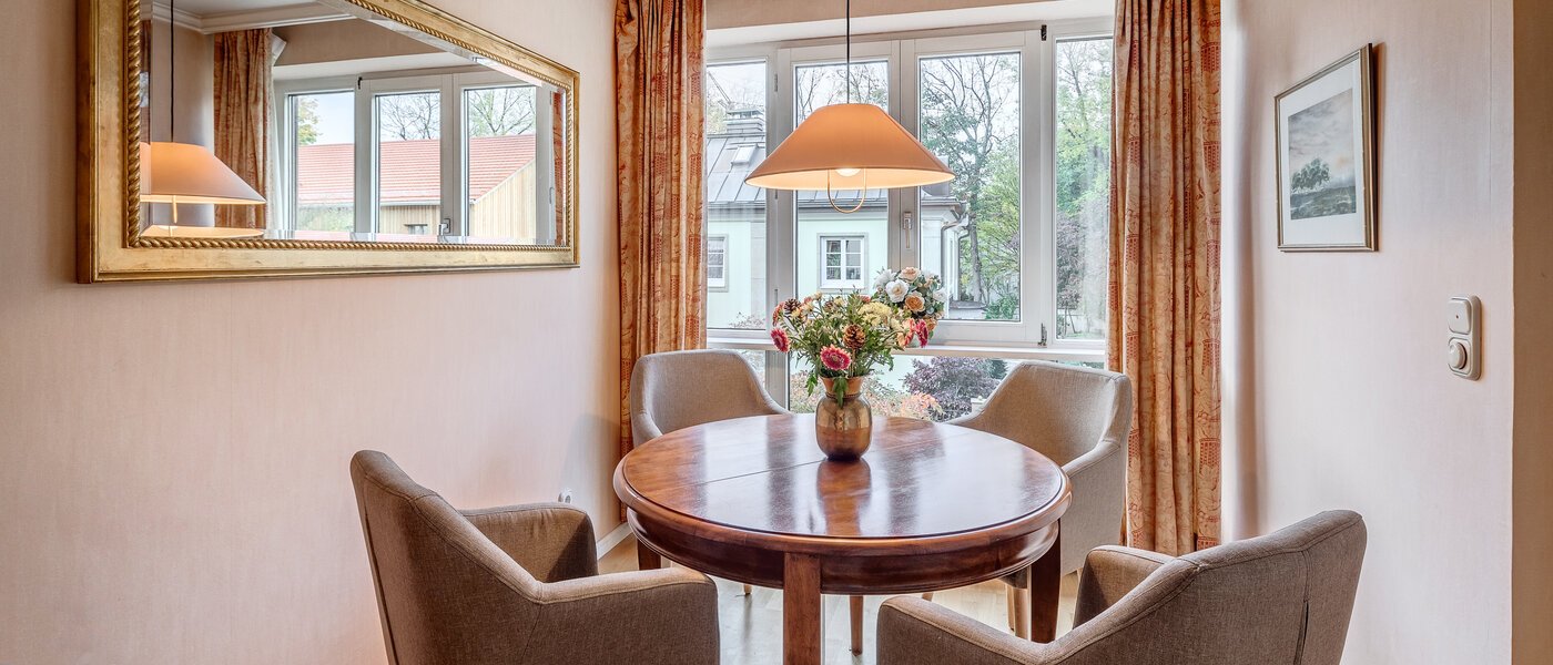 Lapos München Schwabing (rechts der Leopoldstraße) 01 Étkező 2699