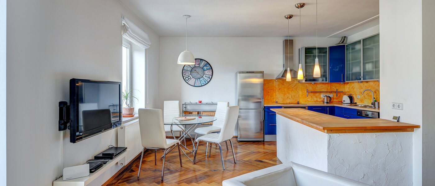 플랫 München Haidhausen 03 거실 공간 2886