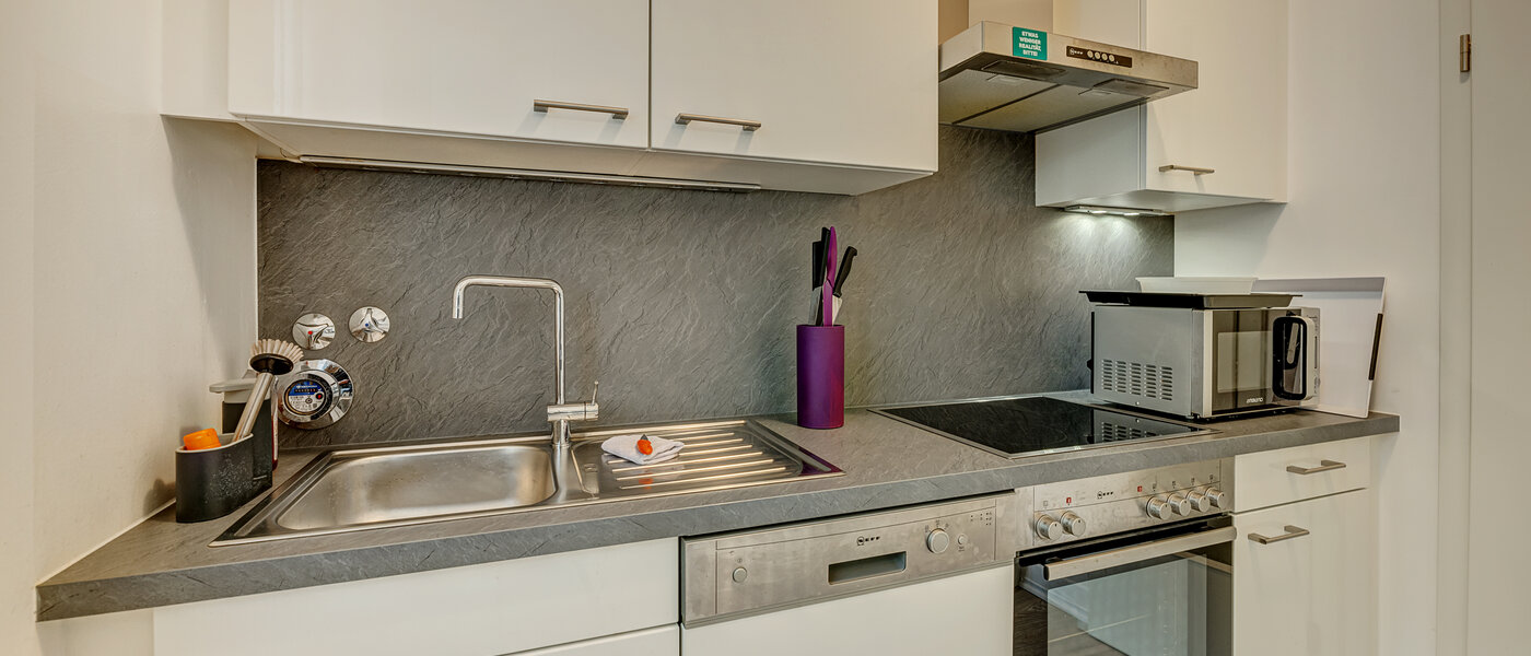 Lapos München Schwabing-West (rund um den Hohenzollernplatz) 02 Konyha 2993