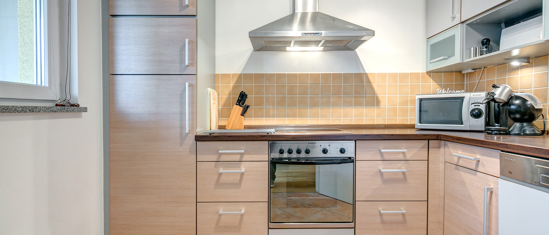 Плосък München Schwabing-Nord (zw. Belgrad- & Leopoldstraße) 02 Кухня 3015