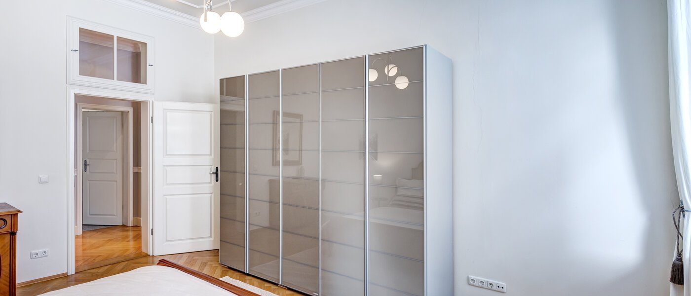 Płaski München Gärtnerplatzviertel 03 1. sypialnia 3036