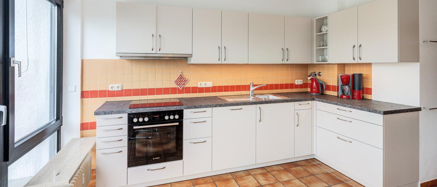 Ploché München Harlaching 01 Kuchyně 3096