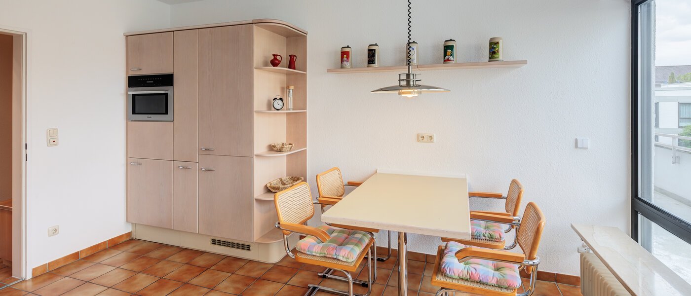 Ploché München Harlaching 03 Kuchyně 3096