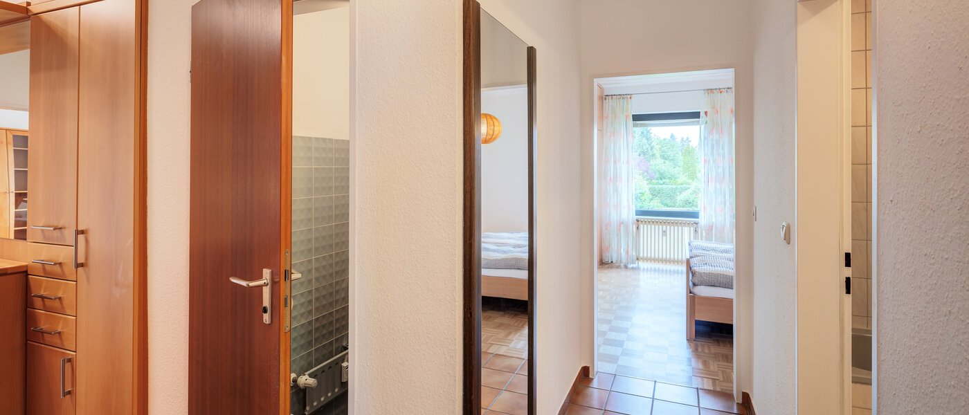 Ploché München Harlaching 03 Chodba/chodba 3096