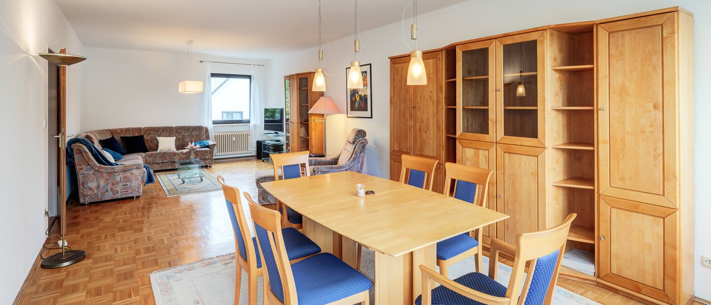 Ploché München Harlaching 03 Obývací pokoj 3096