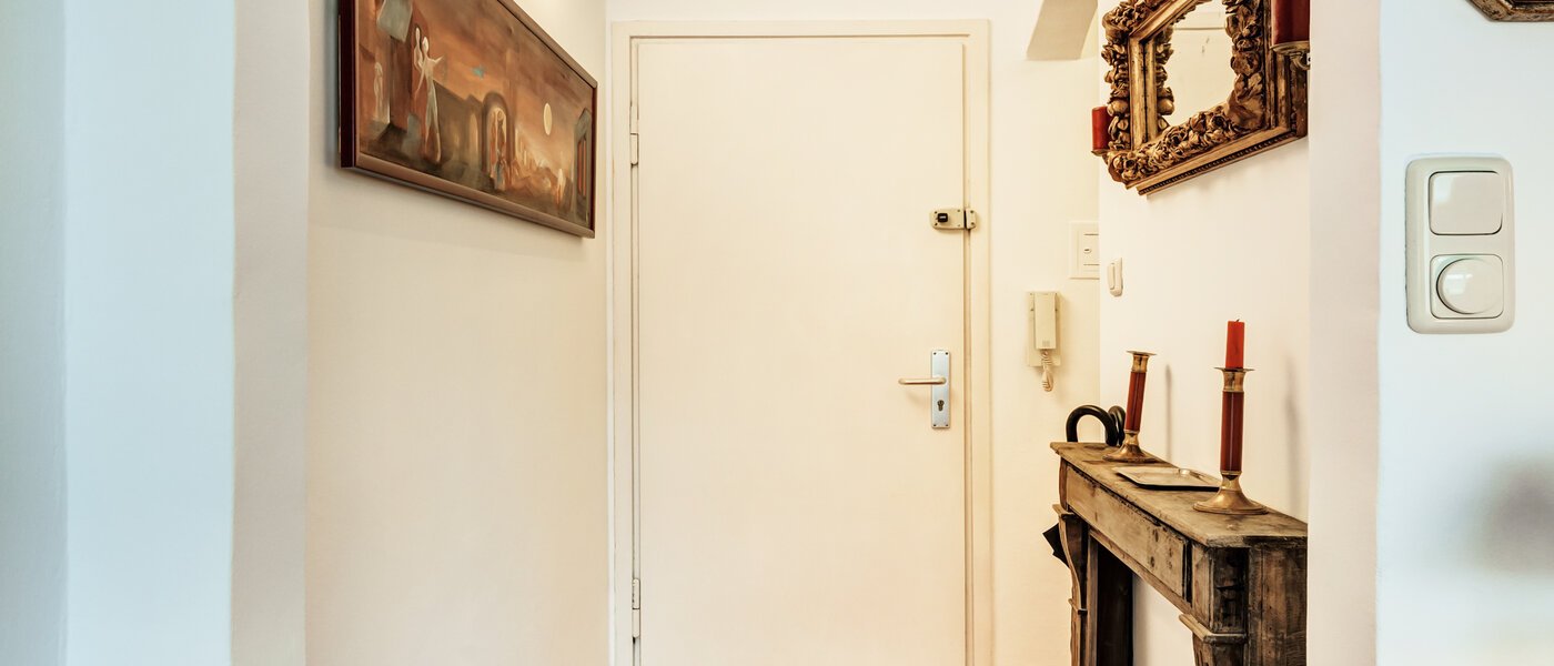 Ploché München Schwabing-West 01 Chodba/priestor 3127