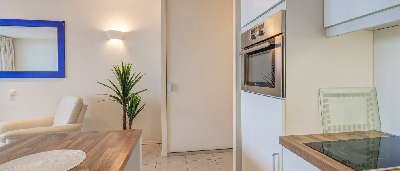 Ravna stran München Moosach 02 Kuhinja 3142