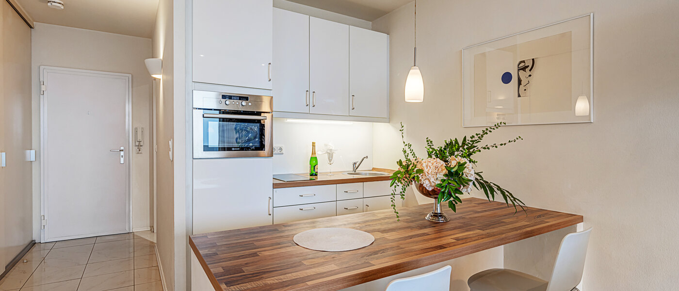 Ravna stran München Moosach 03 Kuhinja 3142